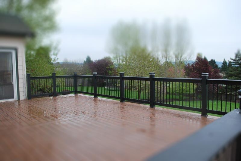 Lighted-Deck-railing-800 - Conrad Lumber Co